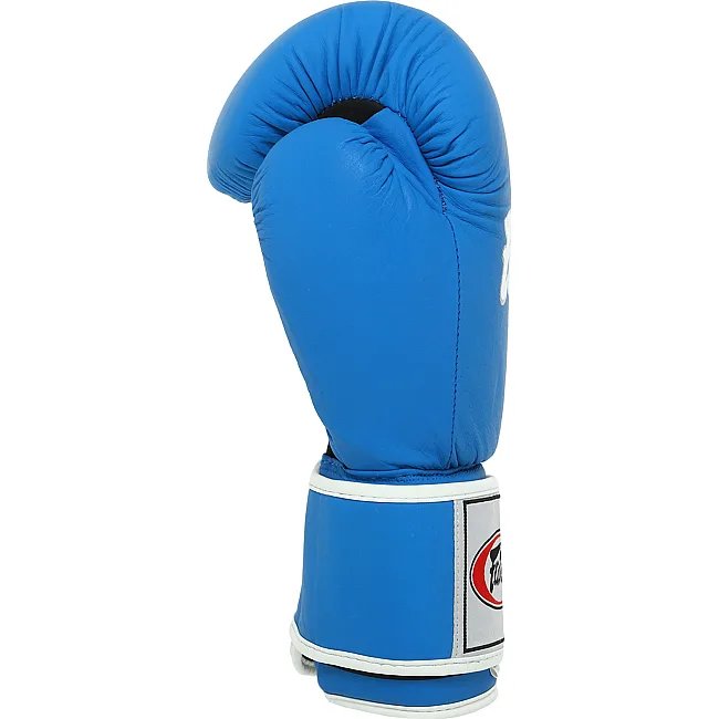 Перчатки для бокса


 кожаные FAIRTEX
 F-8577 MATT 12-14унций (Синий-черный)