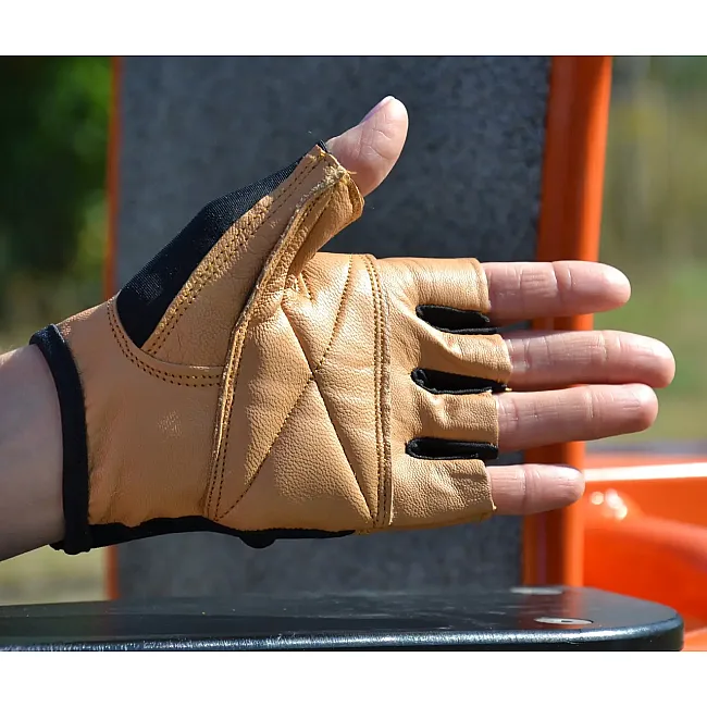 Рукавиці для фітнесу MADMAX MFG-444 Fitness Brown