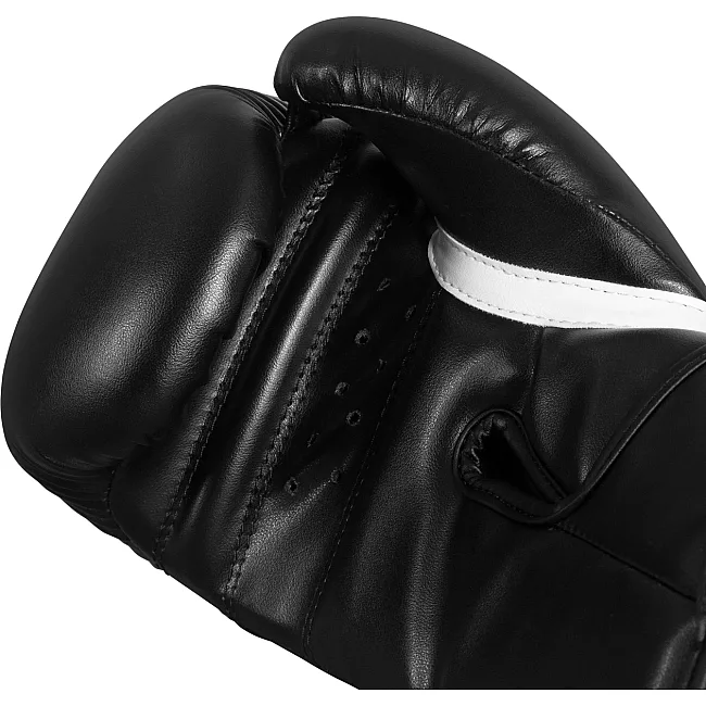 Боксерские перчатки TITLE DYNAMIC STRIKE HEAVY BAG GLOVES Black 12 oz