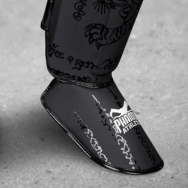 Защита голени и стопы Phantom Muay Thai Black