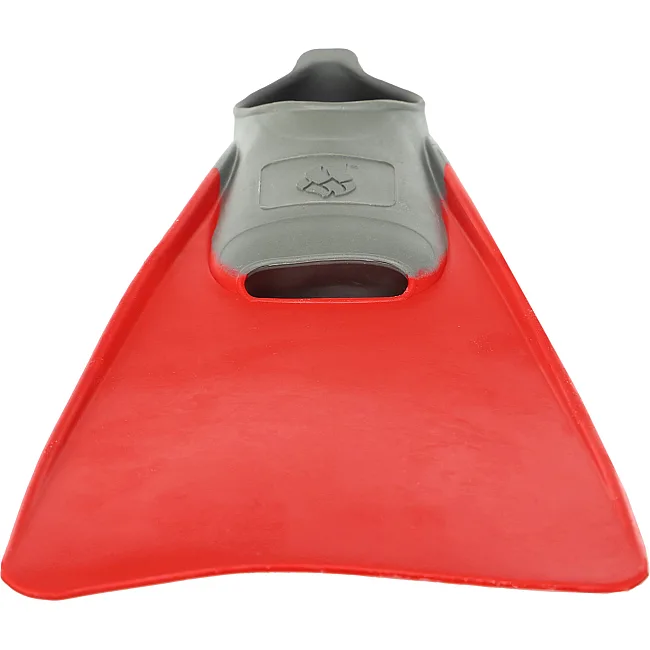 Ласты
 MADWAVE
 M074605405W
 38-39