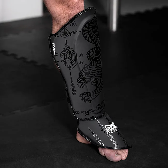 Защита голени и стопы Phantom Muay Thai Black