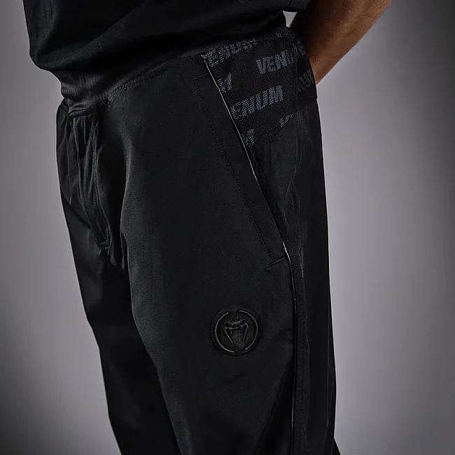 Штани спортивні VENUM Cargo Light Aero - Black