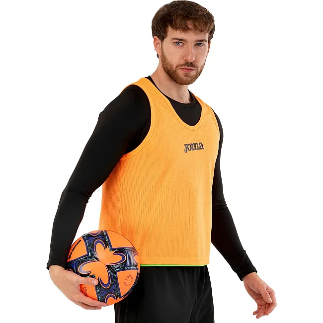Манішка спортивна ігрова двостороння цільна JOMA

 101689-050 cалатово-жовтогарячий (Салатовий-жовтогарячий)