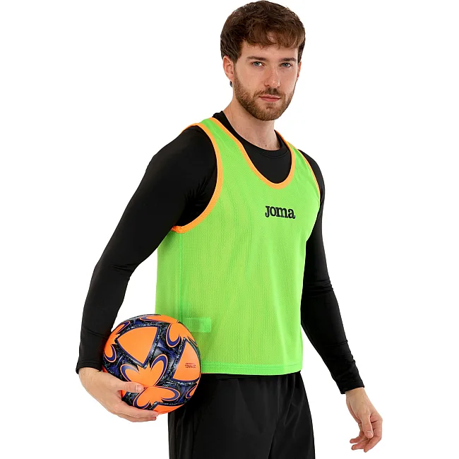 Манішка спортивна ігрова двостороння цільна JOMA

 101689-050 cалатово-жовтогарячий (Салатовий-жовтогарячий)