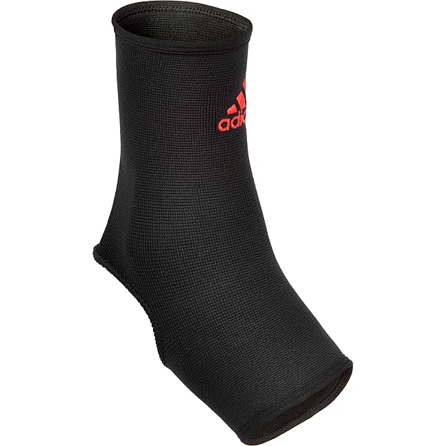 Фіксатор щиколотки Adidas Ankle Support