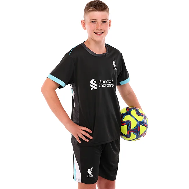 Футбольна форма дитяча із символікою клубу
 LIVERPOOL гостьова 2025 SP-SPORT

 CO-4713 20-28 (Чорний)