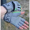 Рукавиці для фітнесу MADMAX MFG-860 Wild Grey/Green