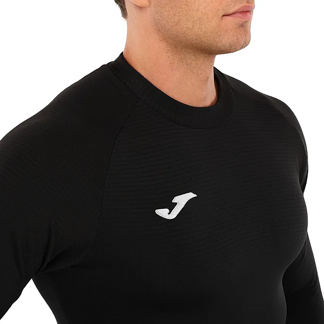 Лонгслив компрессионный спортивный JOMA

 BRAMA FLEECE 101015-100 (Черный)