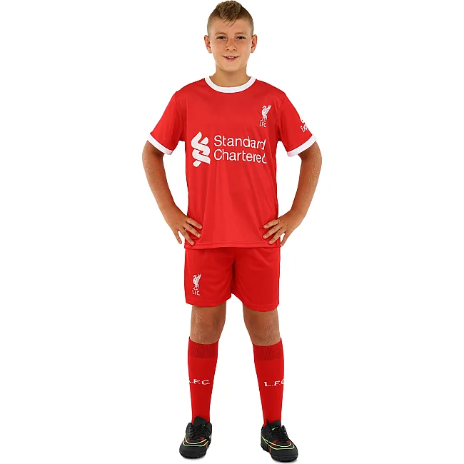 Футбольна форма дитяча із символікою клубу
 LIVERPOOL домашня 2024 SP-SPORT

 CO-7190 (Червоний)