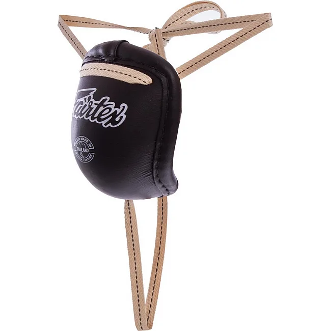 Защита паха ракушка для тайского бокса и кикбоксинга FAIRTEX GC2 (Белый)