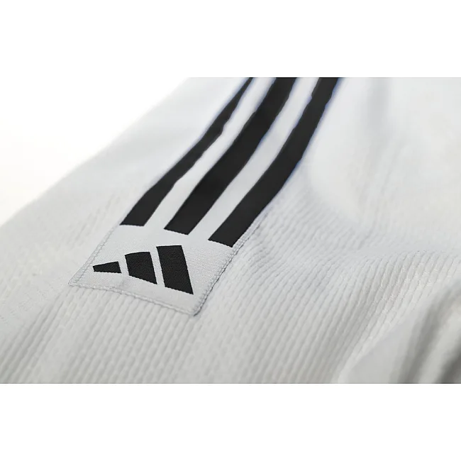 Кимоно для дзюдо Adidas Club с черными полосами на плечах | белое| Adidas J350P