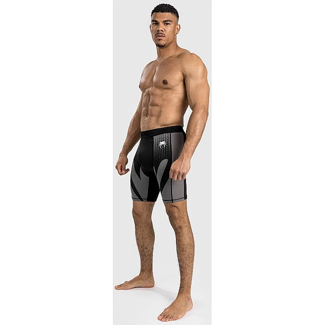 Шорты компрессионные VENUM Attack Vale Tudo Black