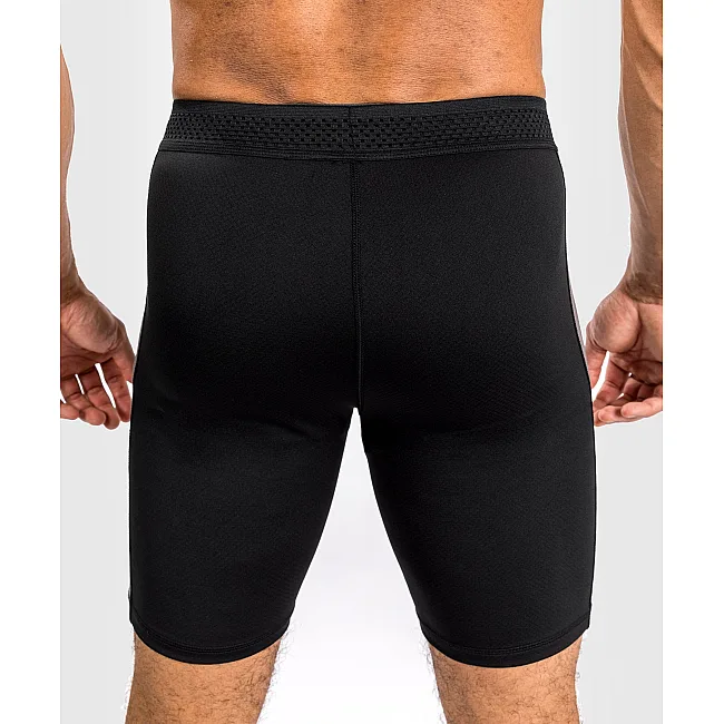 Шорты компрессионные VENUM Attack Vale Tudo Black