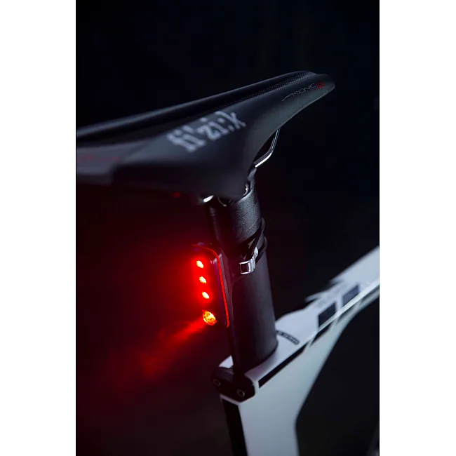 Задняя веломигалка KNOG Blinder Road R70 70 Lumens Black