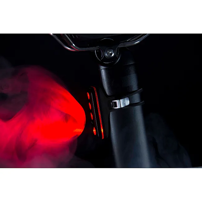 Задняя веломигалка KNOG Blinder Road R70 70 Lumens Black