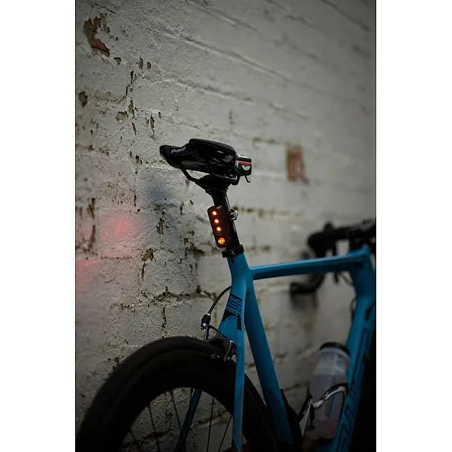 Задняя веломигалка KNOG Blinder Road R70 70 Lumens Black