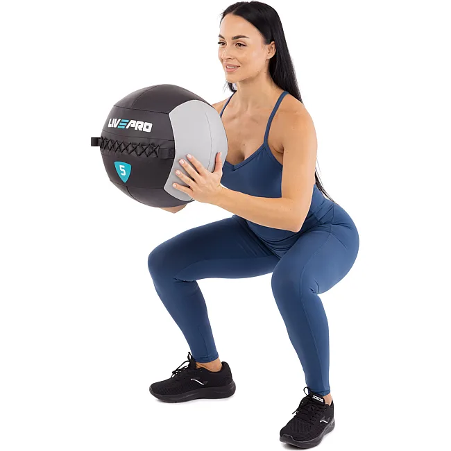 Мяч набивной медицинский для кроссфита WALL BALL LiveUp LP8100-5 5кг