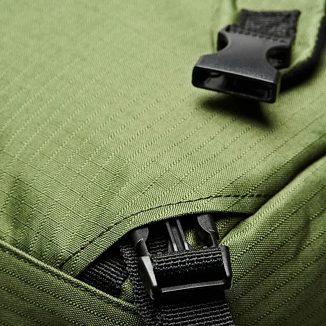 Спортивна сумка Leone AC908 Green (70л.)