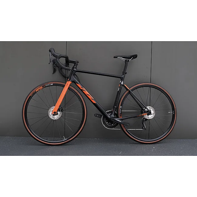 Шоссейный велосипед KTM REVELATOR ALTO ELITE 28", рама M, черно-оранжевый, 2020 (тестовый)