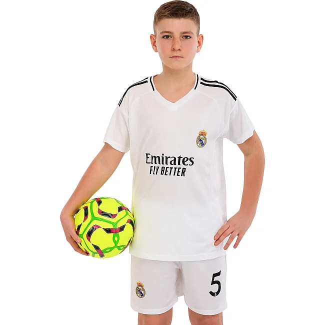 Футбольна форма дитяча із символікою клубу
 REAL MADRID BELLINGHAM 5 домашня 2025 SP-SPORT

 CO-4636 20-30 (Білий)