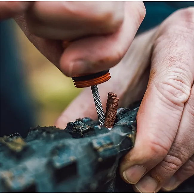 Ремкомплект для бескамерки Peaty's Holeshot Tubeless Puncture Plugger Kit, Navy