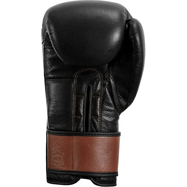 Боксерські рукавиці TITLE Boxing Honorary Black (бинти 4м. в комплекті)