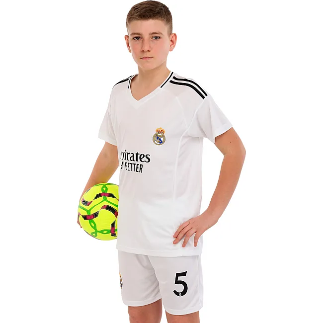 Футбольна форма дитяча із символікою клубу
 REAL MADRID BELLINGHAM 5 домашня 2025 SP-SPORT

 CO-4636 20-30 (Білий)