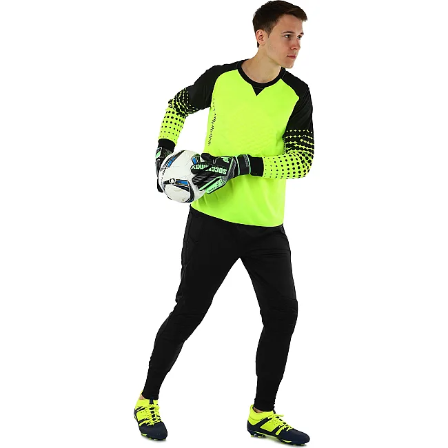 Вратарские перчатки
 профессиональные с защитой пальцев SOCCERMAX GK-4316
 7-11 (Черный-зеленый)