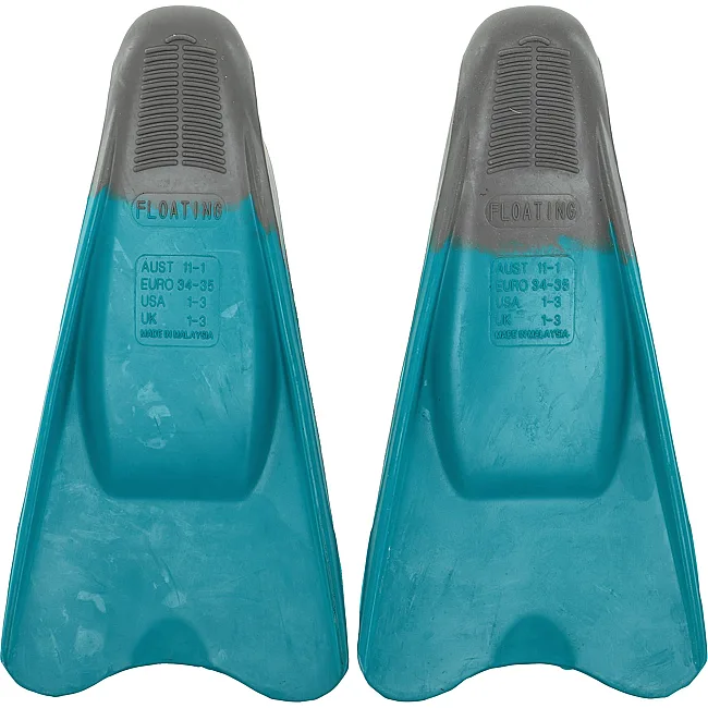 Короткие ласты для тренировок
 MADWAVE
 M074606216W
 34-35