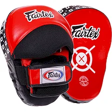 Лапа боксерская изогнутая тренировочная кожа FAIRTEX BO-3362 25x19x9см 2штуки (Красный)