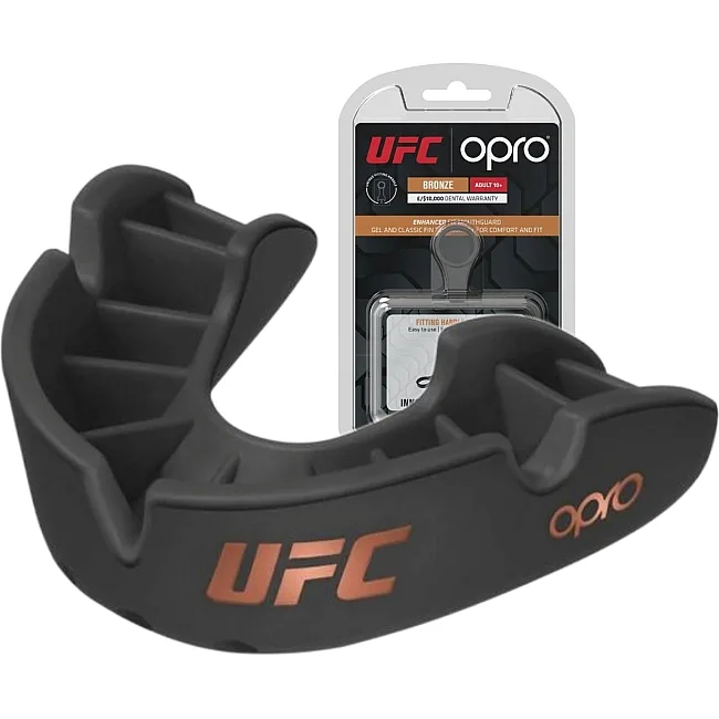 Боксерская капа OPRO Bronze UFC детская (возраст до 10) Black (ufc.102513001)