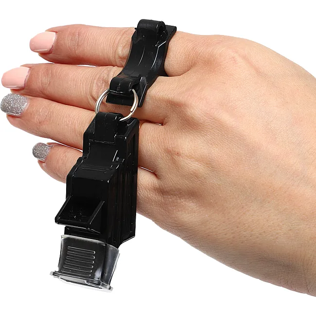 Свисток спортивный судейский пластиковый со шнурком FI-6190 A-526 WHISTLE