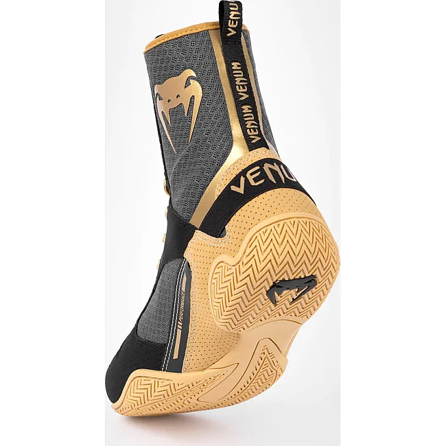Боксерки для бокса VENUM Elite Black Beige