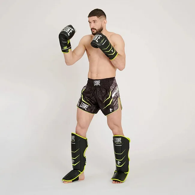 Шорти для тайського боксу LEONE Performance Fluo Black