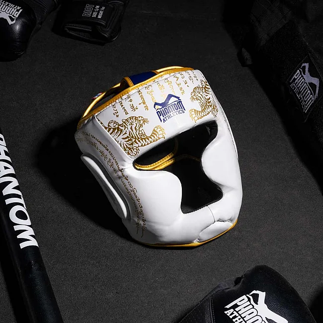 Боксерський шолом Phantom Muay Thai Full Face White Gold (капа в комплекті)