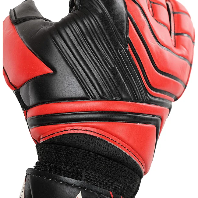 Вратарские перчатки
 SOCCER STAR VL-4729 (Красный-черный)