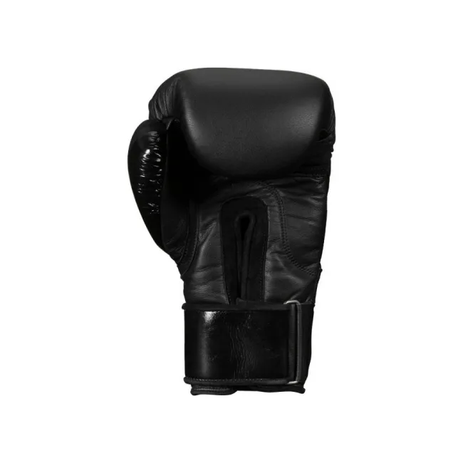 Боксерские перчатки Title Black Heavy Bag Gloves 2.0