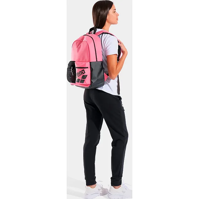 Рюкзак Arena ONE GO BACKPACK 30L розовый 45 х 31 х 18 см