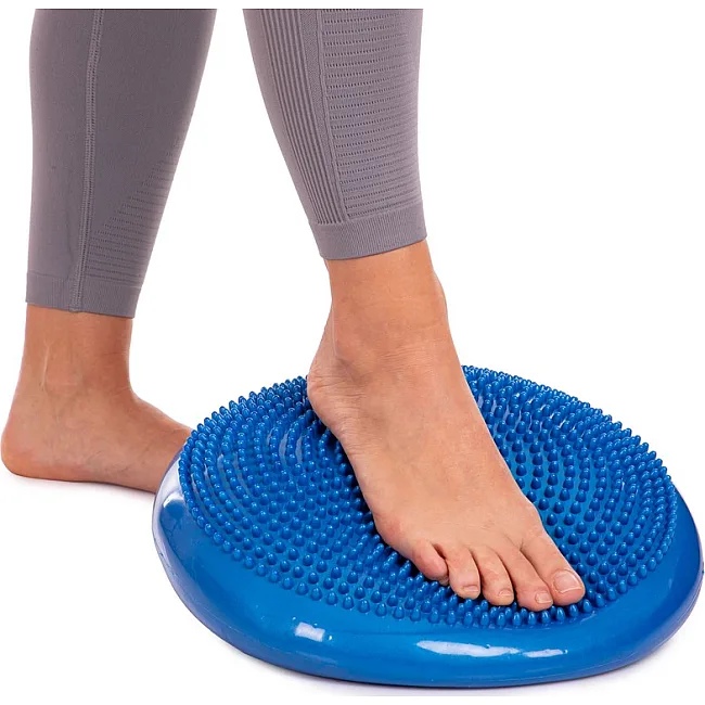 Массажная балансировочная подушка
 диск балансировочный BALANCE CUSHION SP-SPORT
 FI-4272 диаметр-33см (Красный)