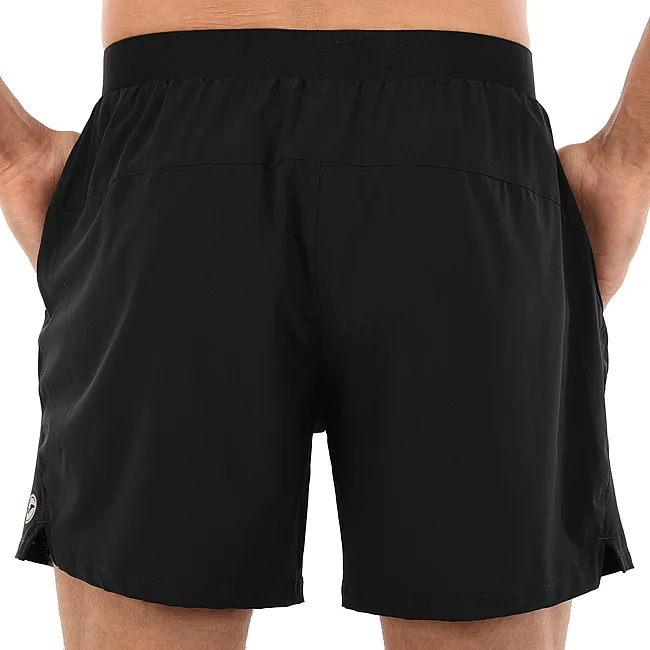 Спортивные шорты короткие
 мужские JOMA

 CORE 104243-100 (Черный)