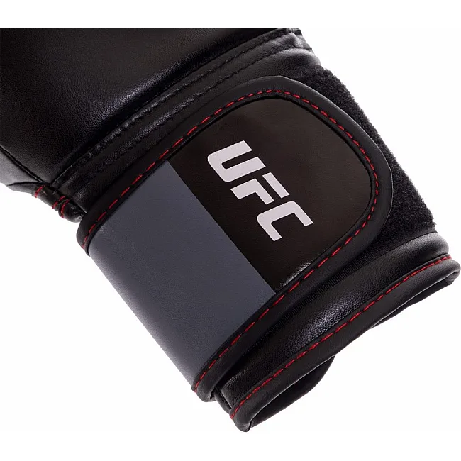 Боксерские перчатки

 PU UFC Boxing UBCF-75605 10 унций