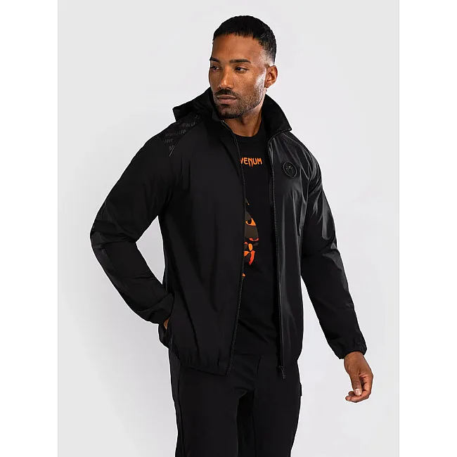 Спортивна куртка VENUM Cargo Light Aero Track - Black