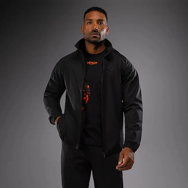 Спортивна куртка VENUM Cargo Light Aero Track - Black