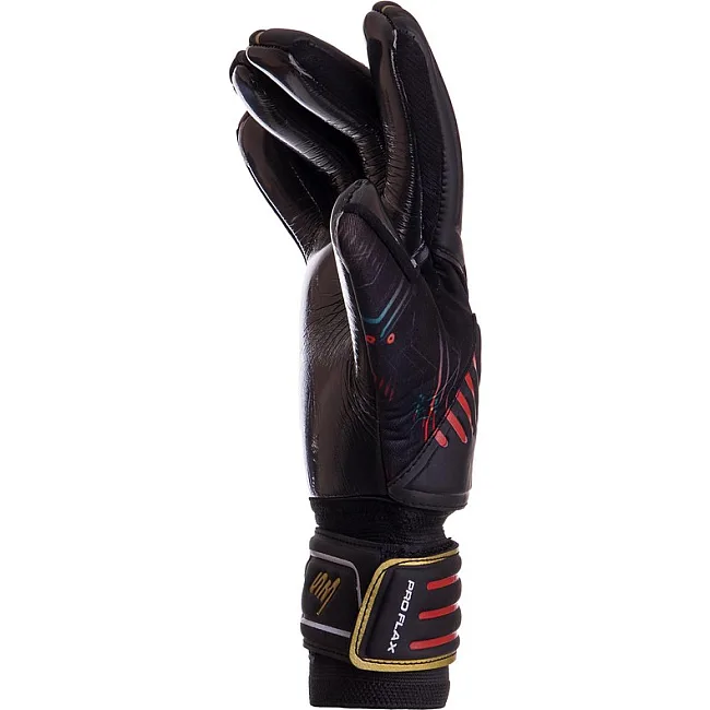 Вратарские перчатки
 профессиональные с защитой пальцев SOCCERMAX GK-003
 7-11