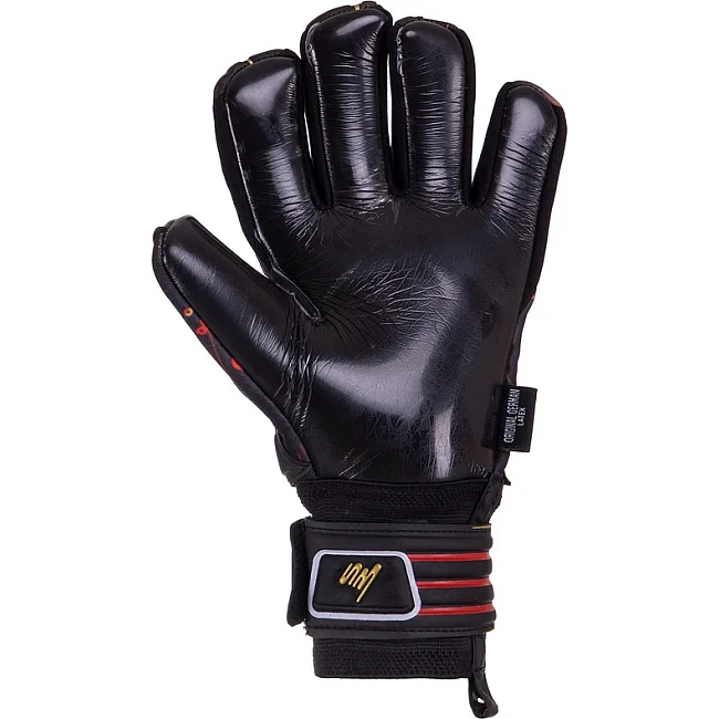 Вратарские перчатки
 профессиональные с защитой пальцев SOCCERMAX GK-003
 7-11