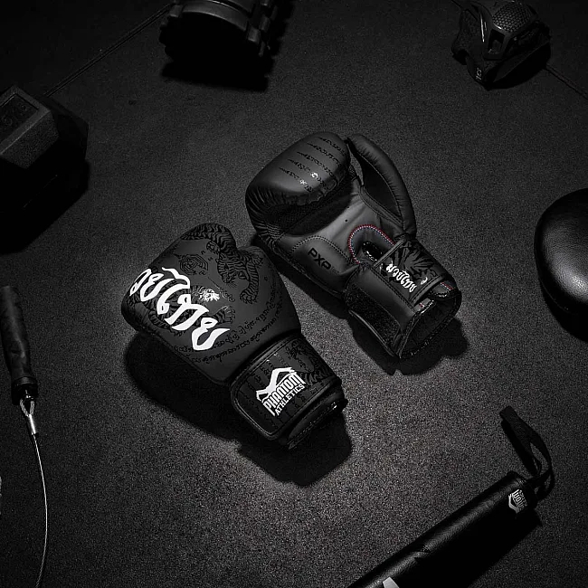 Рукавиці для боксу PHANTOM Muay Thai Black
