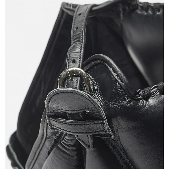 Шлем с бампером LEONE Greatest Black