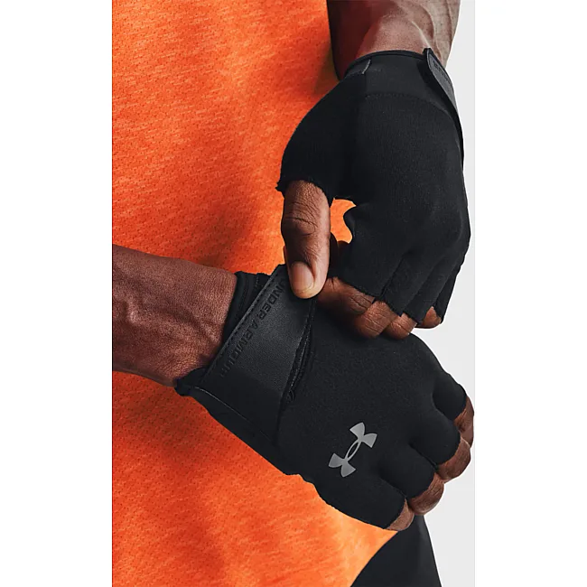 Перчатки для тренировок UNDER ARMOUR M's Training Gloves черный