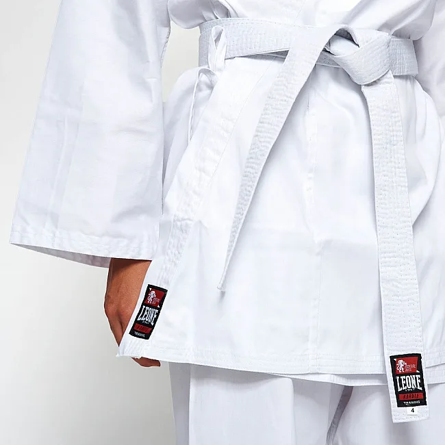 Костюм для каратэ Leone AB400 для детей и взрослых (карате кимоно)